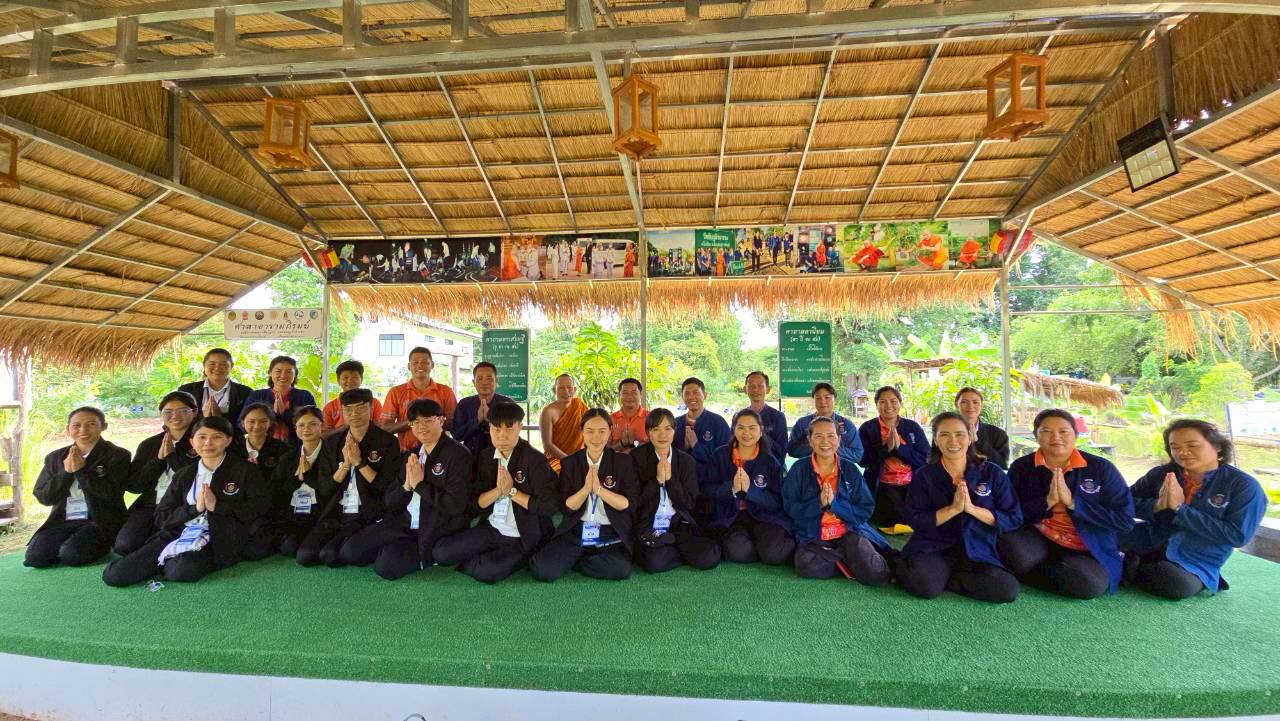 พช.ชัยภูมิ ติดตาม ให้กำลังใจ "พัฒนากรก่อนประจำการ" รุ่นที่ 132 ลงพื้นที่ฝึกภาคสนาม สำนักงานพัฒนาชุมชนอำเภอเมืองชัยภูมิ จังหวัดชัยภูมิ