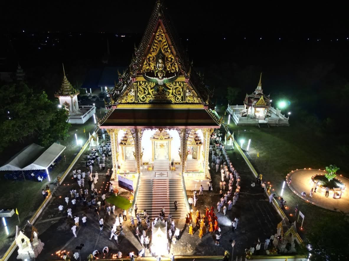 พช.ชัยภูมิ : ร่วมพิธีเชิญพานพุ่มดอกบัวประดิษฐ์ไปถวายสักการะพระศรีมหาโพธิทศมราชบพิตร  ในวันวิสาขบูชา ประจำปี 2569