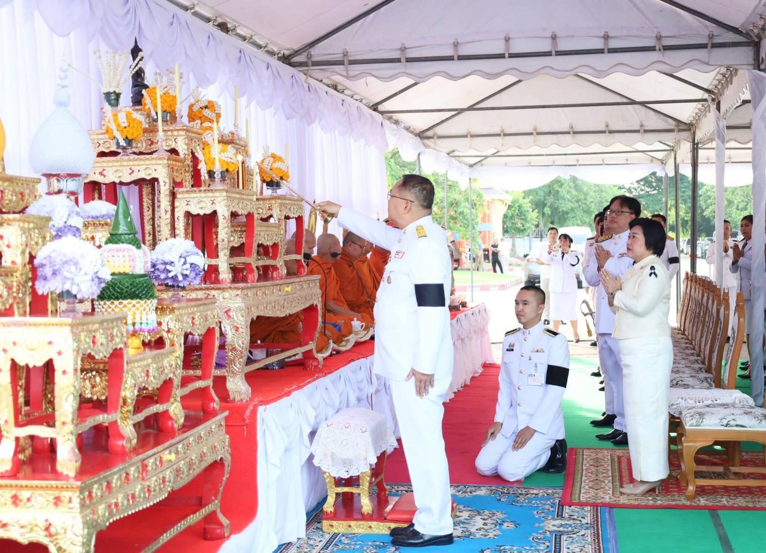 พช.ชัยภูมิ เข้าร่วมพิธีทำบุญตักบาตรถวายเป็นพระราชกุศล เนื่องในโอกาสพระราชพิธีมหามงคลเฉลิมพระชนมพรรษา 4 รอบ สมเด็จพระนางเจ้าฯ พระบรมราชินี 3 มิถุนายน 2569