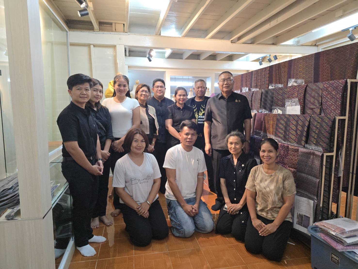 พช.ชัยภูมิ เตรียมจัดแสดงนิทรรศการผ้าไหมลายผ้ามัดหมี่ชัยภูมิในพิพิธภัณฑ์ผ้าไหมชัยภูมิ ณ พระตำหนักเขียว