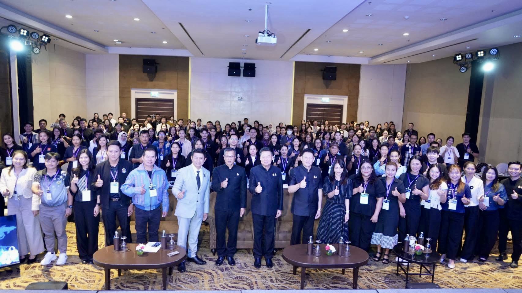พช.ชัยภูมิ เดินหน้ายกระดับผู้ประกอบการ OTOP สู่ตลาดสากล เปิดโครงการ Smart OTOP เสริมศักยภาพธุรกิจด้วยนวัตกรรมและ AI